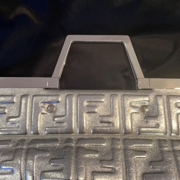 ! RARE FIND ! Brand new FENDI ‘Flap Foldover’ Bag in silver FF Mirror leather. - Picture 11 of 13